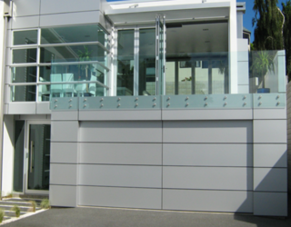 ACM - Flat Panel Sectional Door